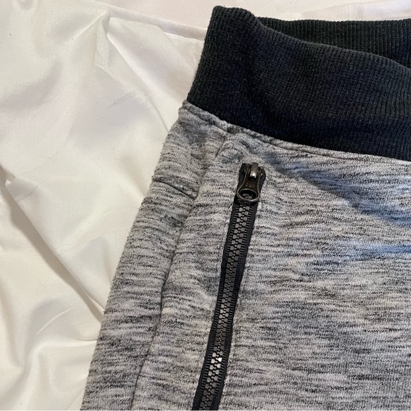 Boys size 12-14 Levi’s Jeans, Cat & Jack Joggers, and Tek Gear Shorts. Good! - Picture 12 of 16